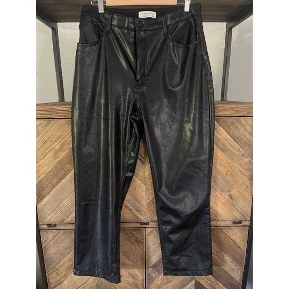 Abercrombie The 90’s Straight Ultra High Rise Faux Leather Jeans Sz 14/32 - Picture 2 of 11